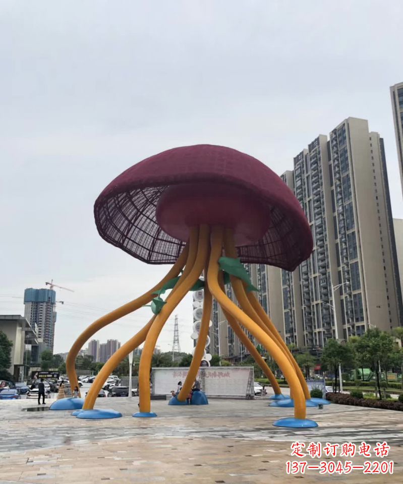 聊城城市点缀之美——不锈钢蘑菇雕塑