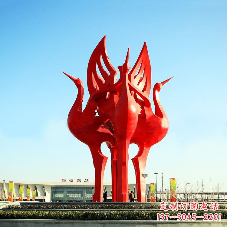聊城城市广场4只展翅欲飞的不锈钢仙鹤动物景观雕塑