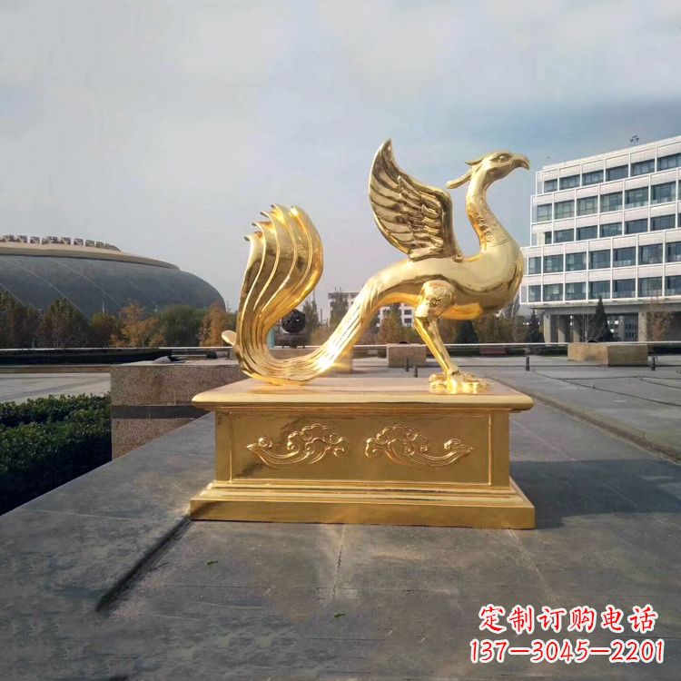 聊城城市广场的朱雀雕塑