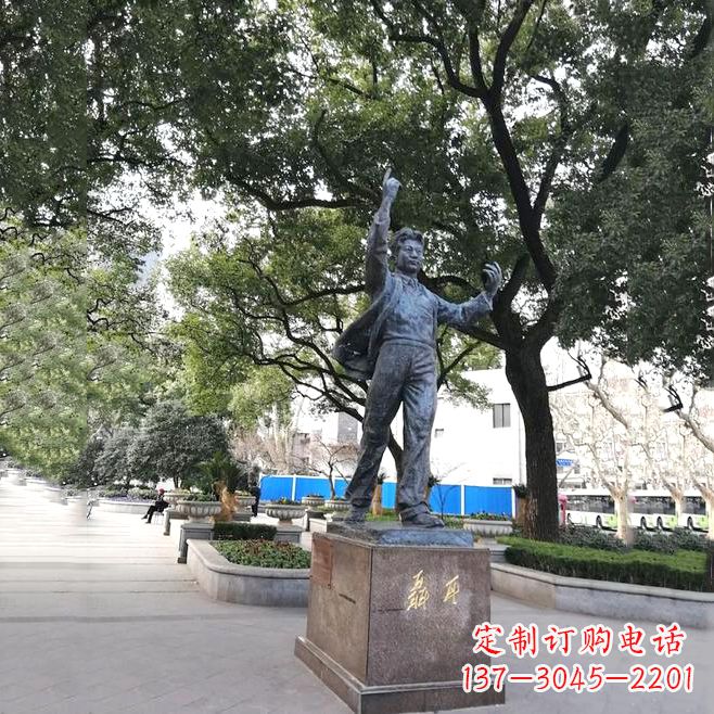 聊城聂耳传奇一座铜雕的赞歌
