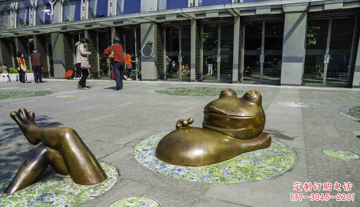 聊城抽象卡通青蛙铜雕