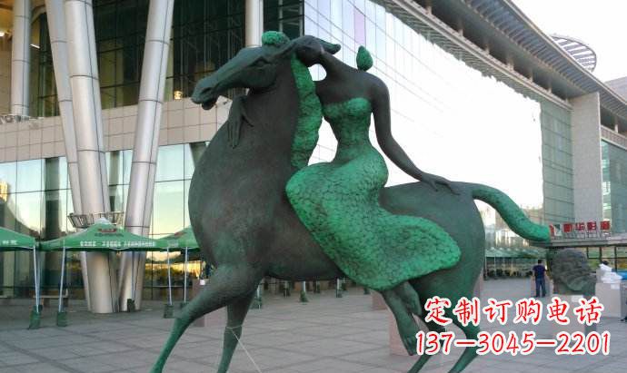 聊城骑马雕塑让女孩的梦想变为现实