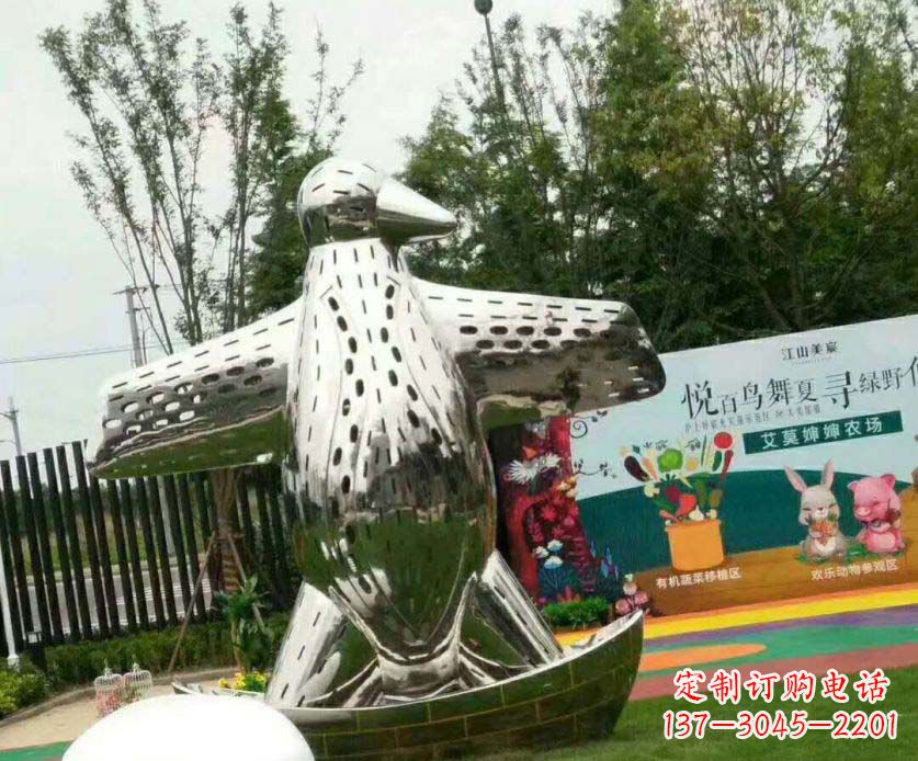 聊城企鹅的精美雕塑