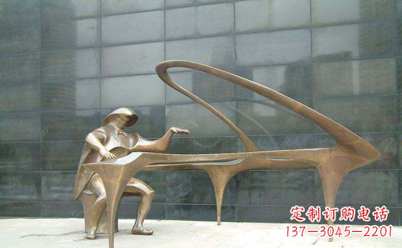 聊城抽象人物弹钢琴街边景观铜雕