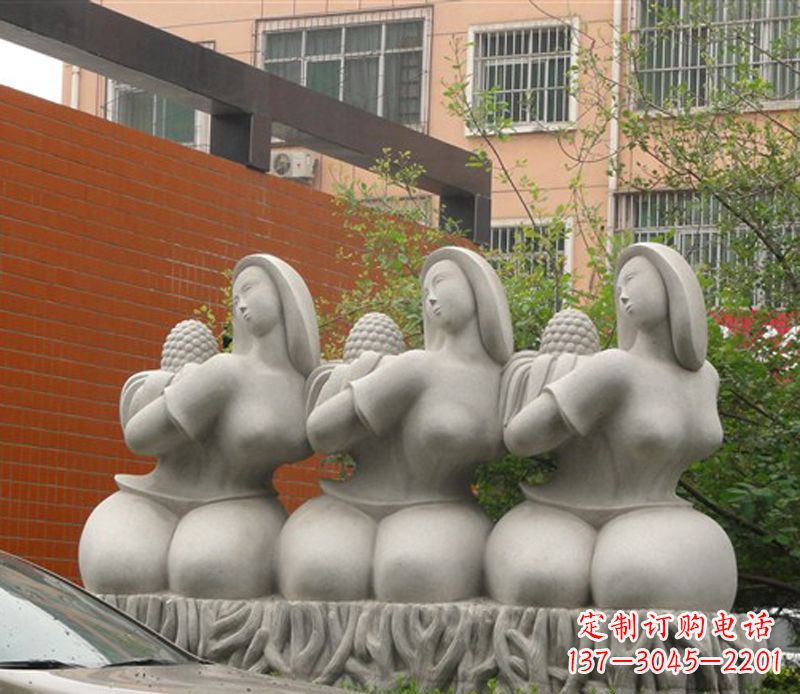 聊城抽象三个女人石雕