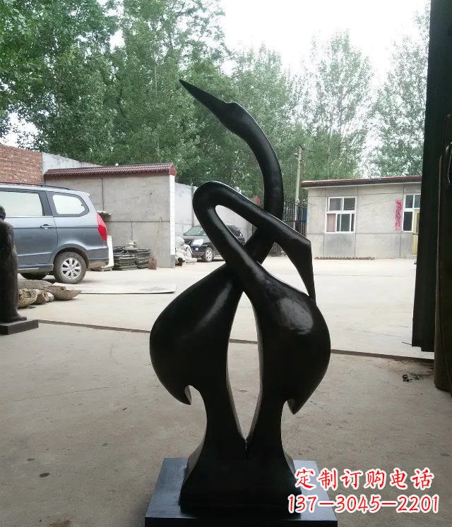 聊城精美的天鹅铜雕