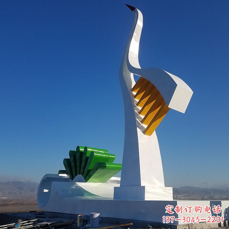 聊城抽象仙鹤雕塑