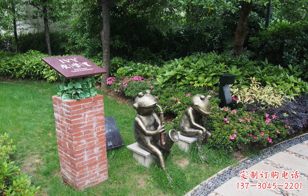 聊城青蛙雕塑传承萨克斯文化的艺术精品