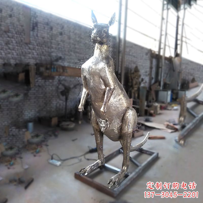 聊城纯铜铸造的袋鼠雕塑