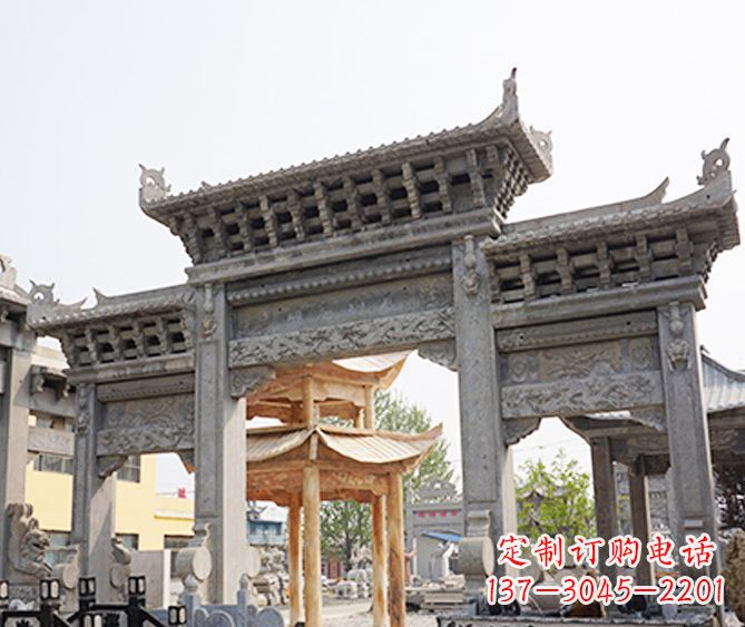 聊城村庄大理石三门牌坊石雕