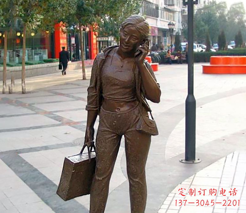 聊城通话女性雕塑