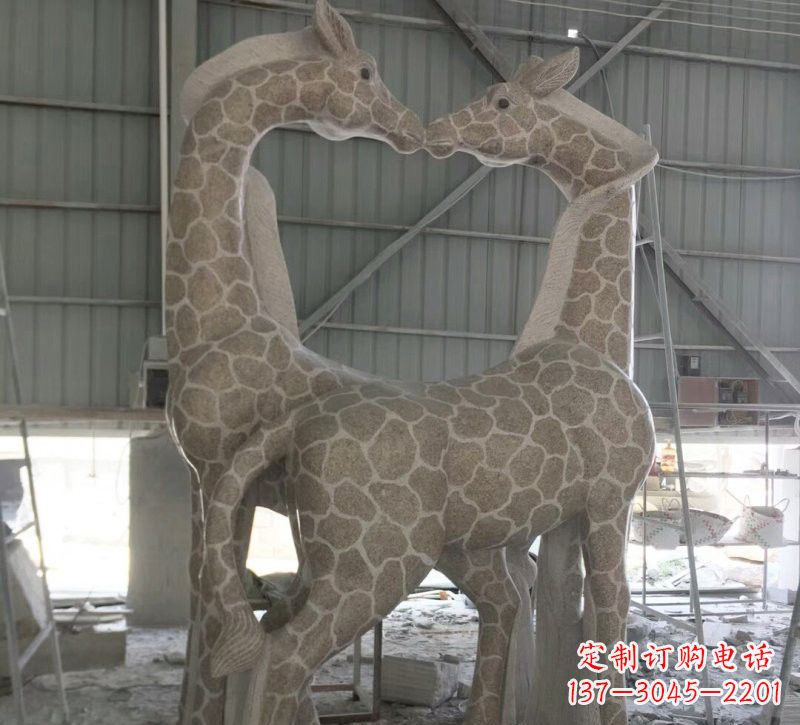聊城大理石艺术精美长颈鹿雕塑