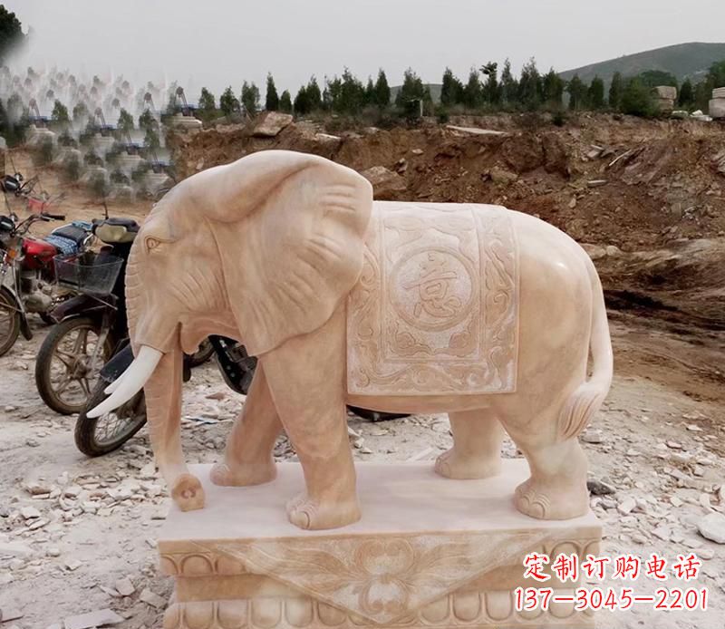 聊城优雅大象大理石雕塑