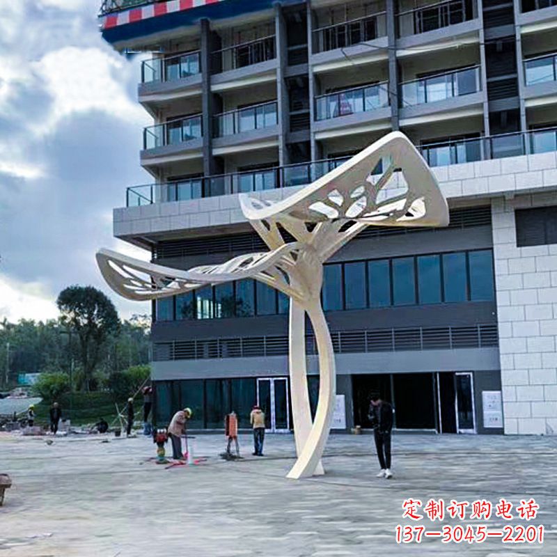 聊城大型广场不锈钢抽象树叶雕塑