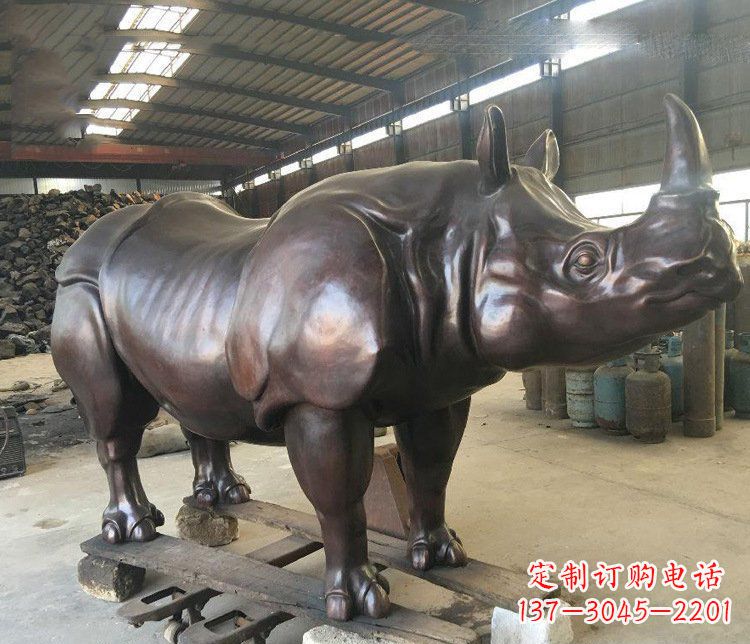 聊城精致大型牛铜雕塑