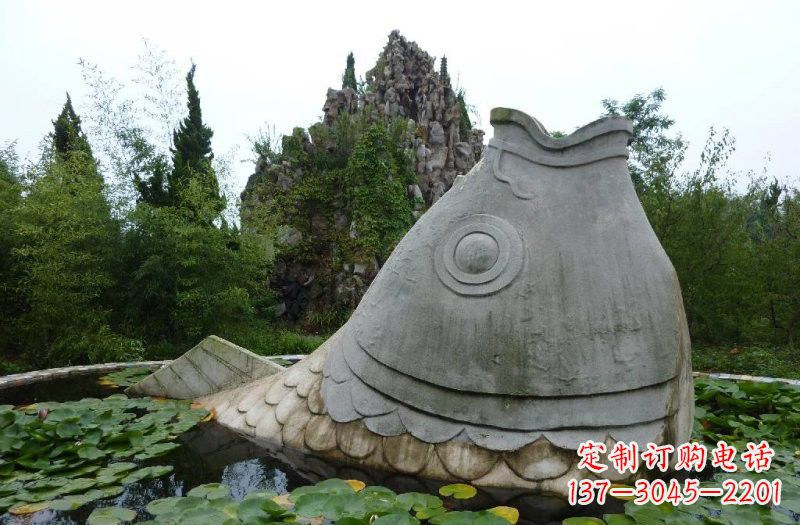 聊城大型喷水鲤鱼石雕