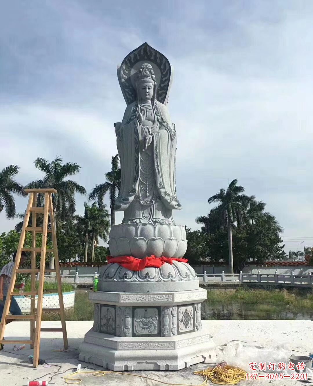 聊城大型石雕观音广场景观雕塑户外摆件