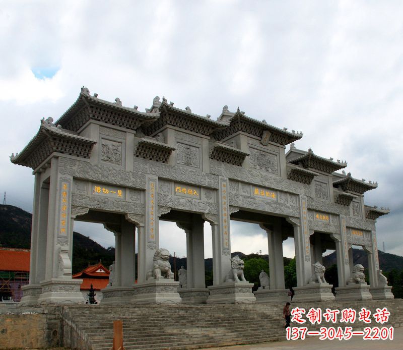 聊城具有传统文化特色的大型五门石雕牌楼雕塑