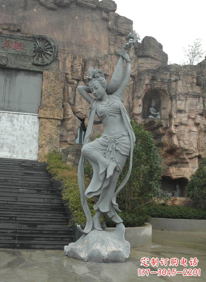 聊城琵琶飞天人物石雕