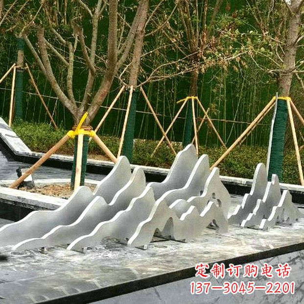 聊城高品质室外不锈钢假山雕塑