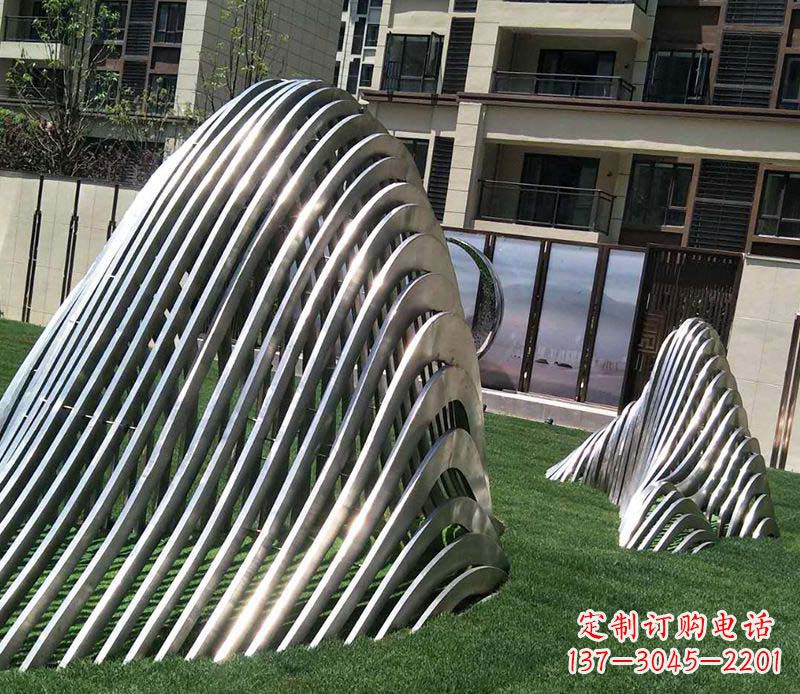 聊城不锈钢假山雕塑——电镀之美
