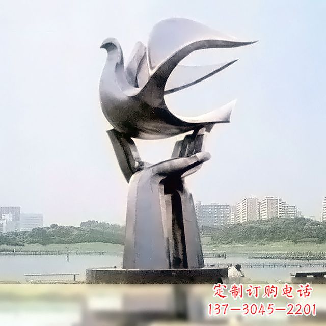 聊城精美鸽子雕塑