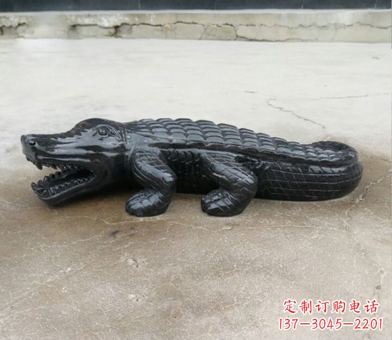 聊城经典鳄鱼景观石雕