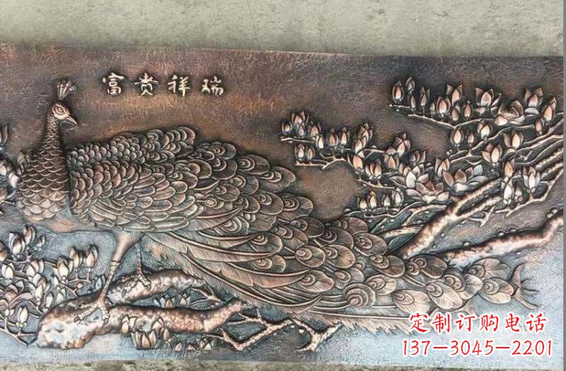 聊城精美锻铜孔雀雕塑
