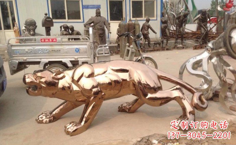 聊城精美不锈钢豹子雕塑