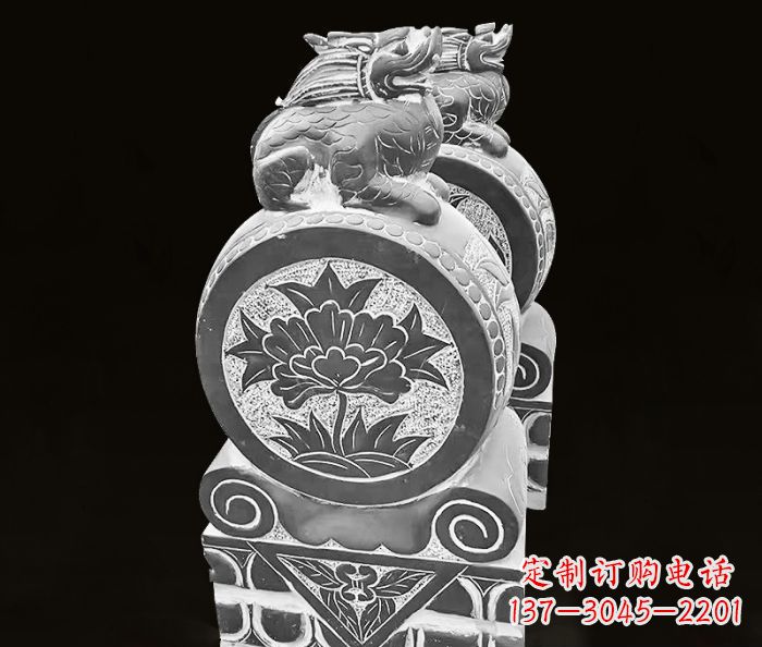 聊城传统麒麟雕塑石门墩
