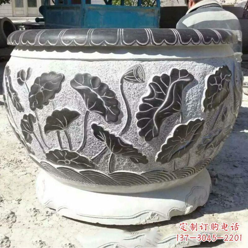 聊城青石古水缸雕塑