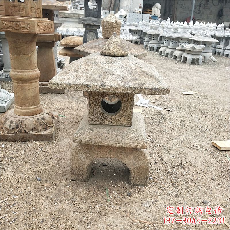 聊城精美仿古石雕灯笼雕塑