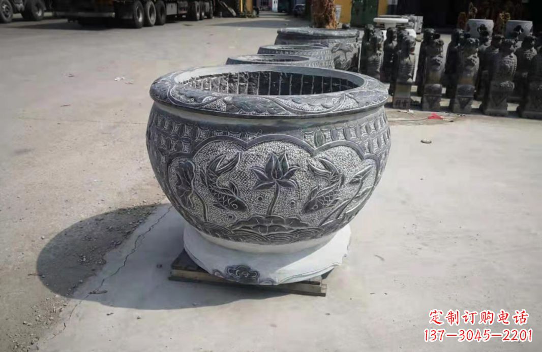 聊城仿古石水缸荷花鲤鱼石雕