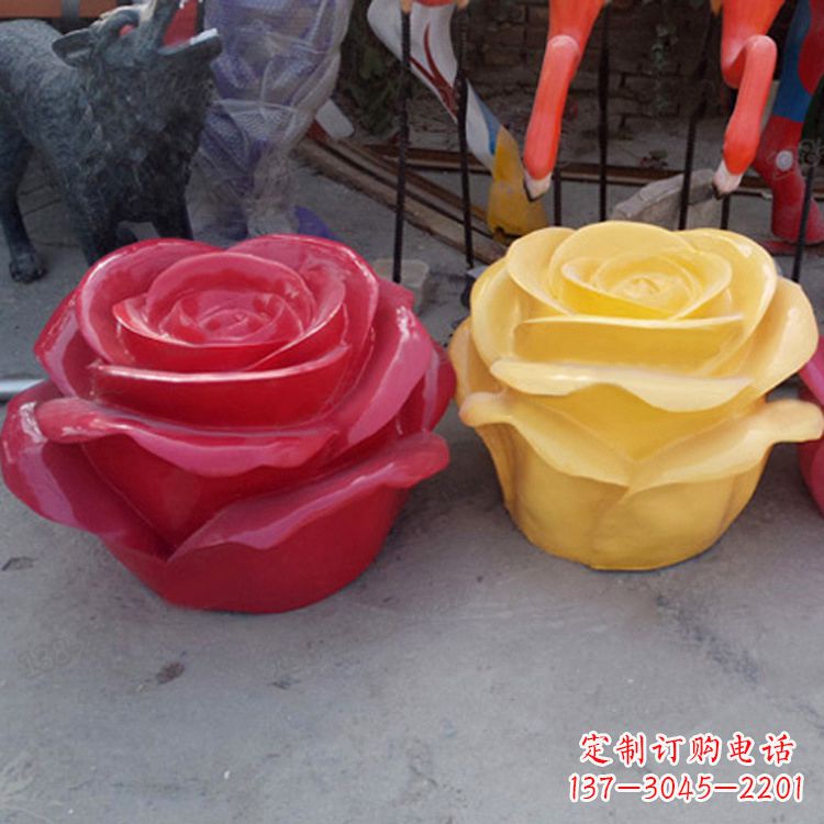 聊城精美仿真玻璃钢玫瑰雕塑