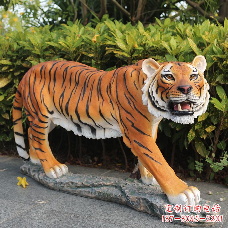 聊城仿真老虎公园雕塑摆件