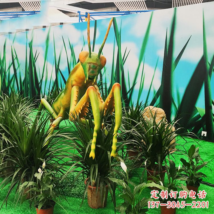 聊城仿真螳螂玻璃钢雕塑