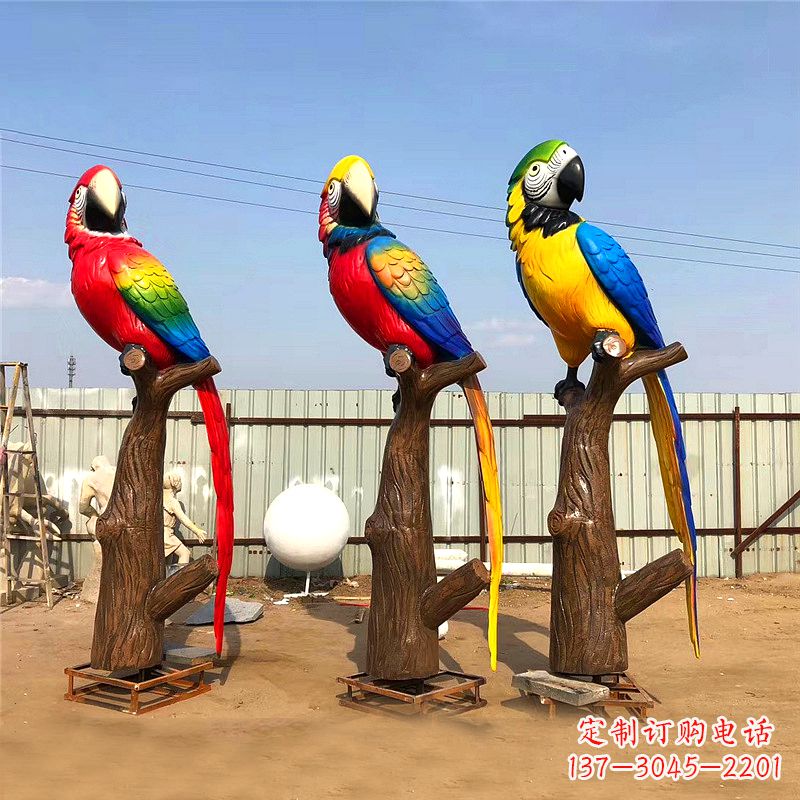 聊城玻璃钢鹦鹉雕塑