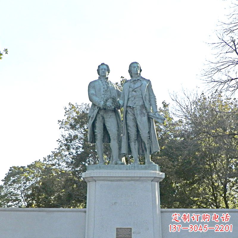 聊城歌德与席勒石雕塑像