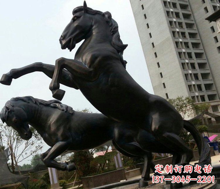 聊城高雅实木动物雕塑