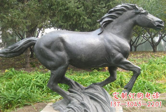 聊城奔马铜雕—精美雕塑处处闪耀灿烂光彩