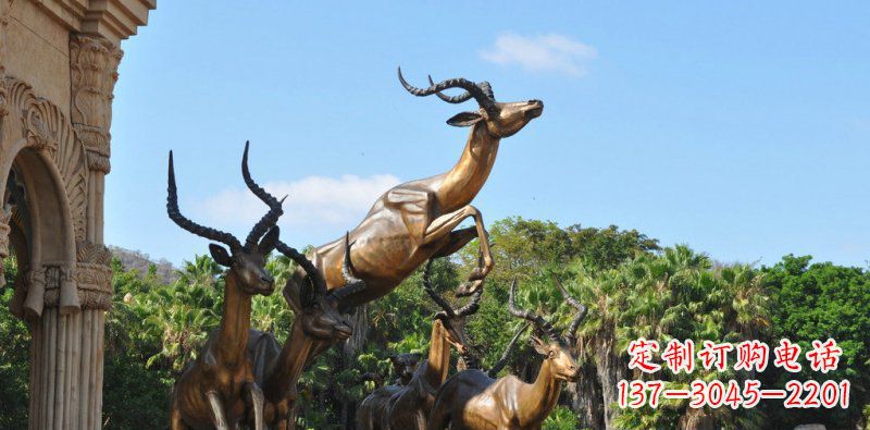 聊城跃动的羚羊雕塑