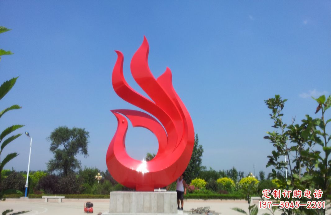 聊城精美绝伦的凤凰不锈钢抽象雕塑