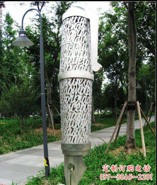 聊城公园和空间绚丽抽象钢笔雕塑