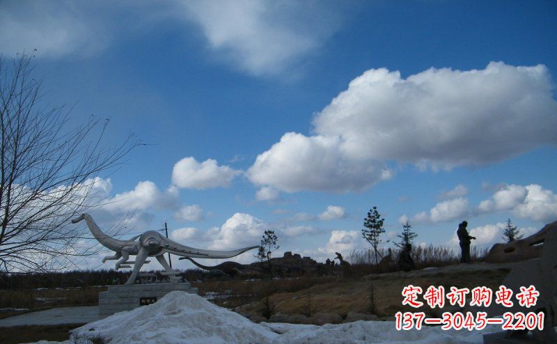 聊城超大不锈钢动物恐龙雕塑