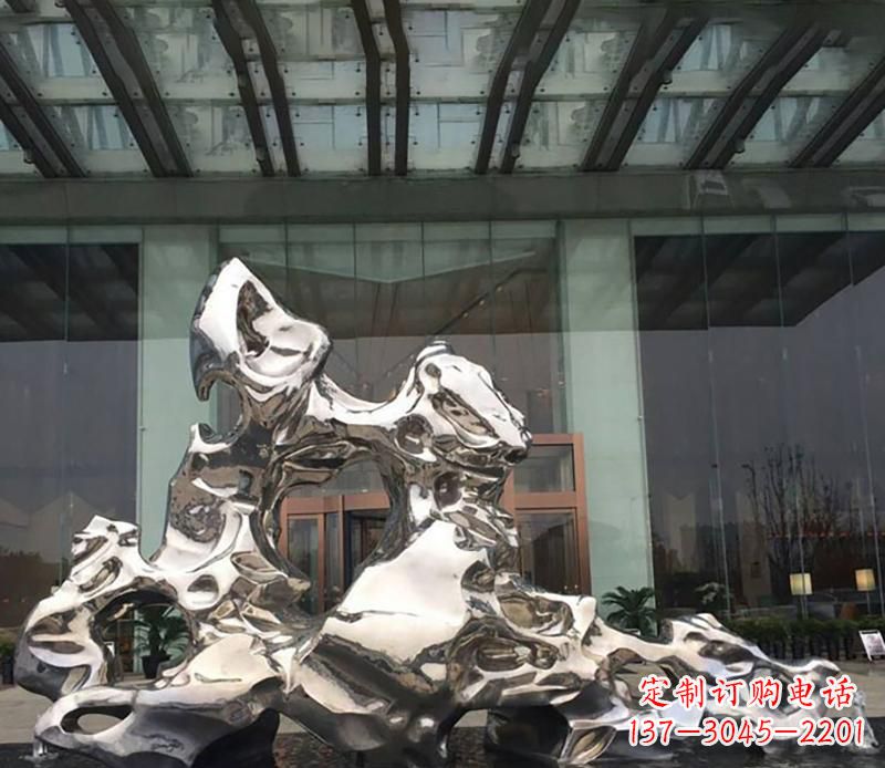聊城精美太湖石雕塑