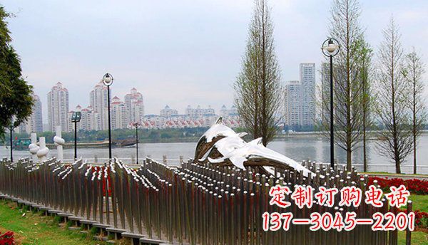 聊城动物主题不锈钢海豚雕塑