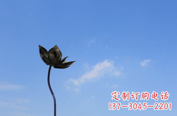 聊城公园不锈钢荷花雕塑