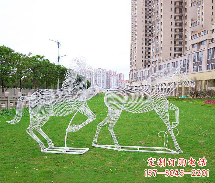 聊城不锈钢马雕塑