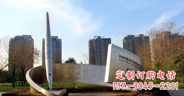 聊城精美且精致的不锈钢钢笔雕塑