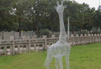 聊城浪漫活力·不锈钢镂空长颈鹿雕塑